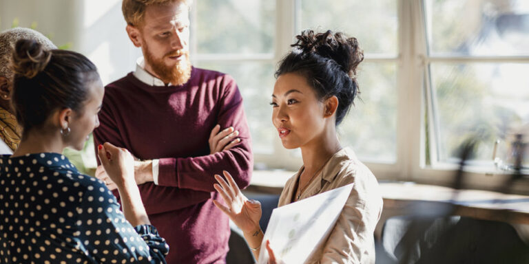 When its okay to ask your coworkers for help