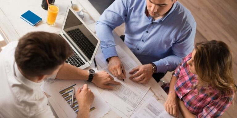 Why You Need To Consider Your Options When It Comes To Financial Advisers